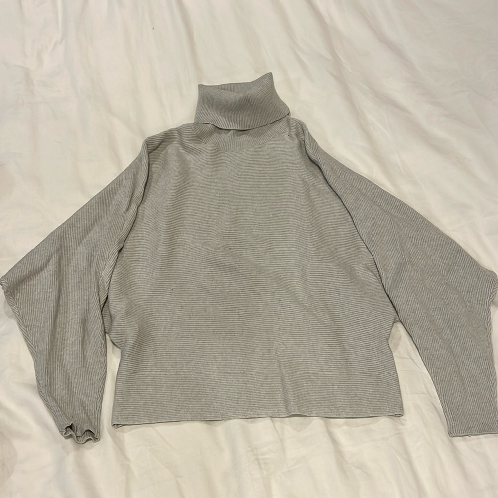 Grey ribbed turtleneck sweater